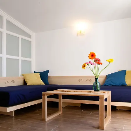 Antonio Oda ve Kahvaltı