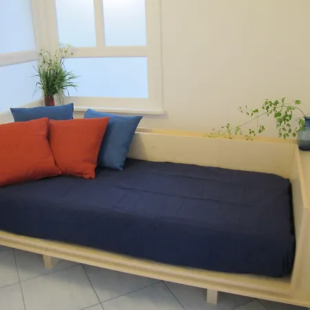 Antonio Oda ve Kahvaltı 4*