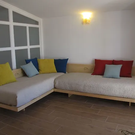 Oda ve Kahvaltı Antonio 4*