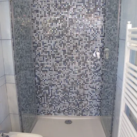 Oda ve Kahvaltı Antonio