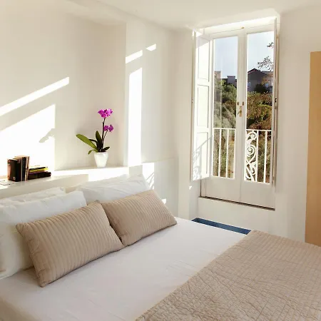 Oda ve Kahvaltı Antonio