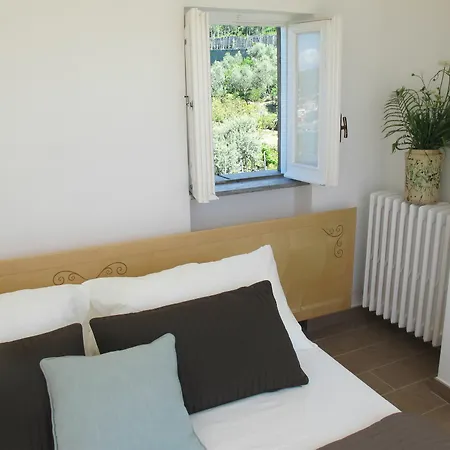 Oda ve Kahvaltı Antonio 4*