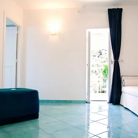 Antonio Bed & Breakfast 4*
