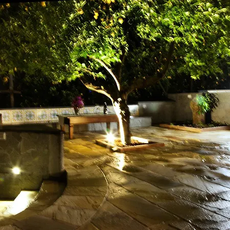 Antonio 4*