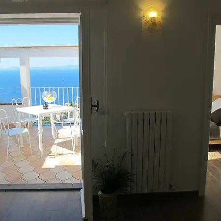 Couette-café Antonio 3*